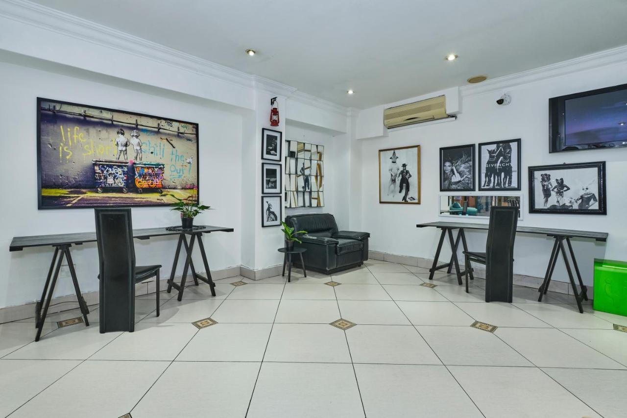 Inn & Out Sandton Park جوهانسبورغ المظهر الخارجي الصورة